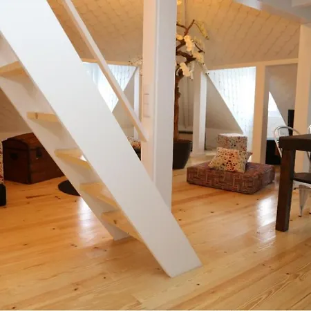 Telhados Do Chiado ליסבון