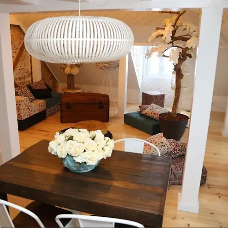 Apartamento Telhados Do Chiado *